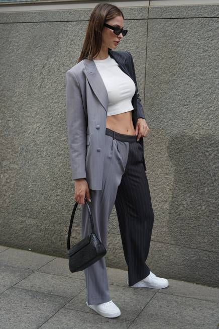 Kleidung Meshki Janelle-Hosen mit niedrigem Bund grau zweifarbig 2F8B1598