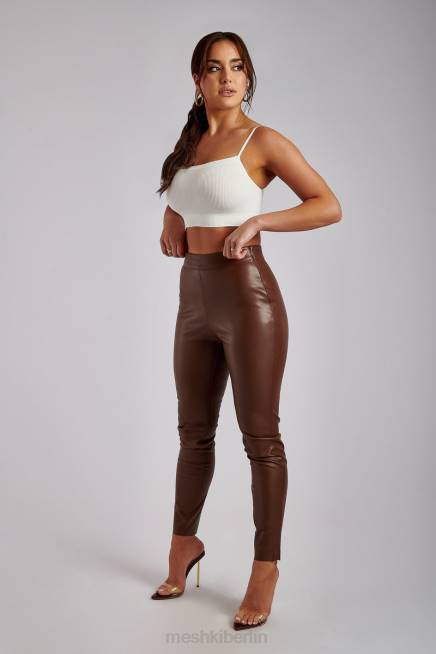 Kleidung Meshki Shayla Skinny-Hose aus Kunstleder mit Schlitz Schokolade 2F8B1339
