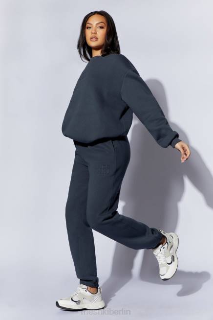 Kleidung Meshki Jogginghose aus Fleece mit Schmirgelprägung Holzkohle 2F8B1479