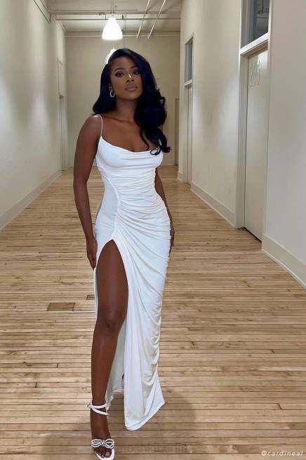 Kleidung Meshki Candice gerafftes Maxikleid Knochen 2F8B374