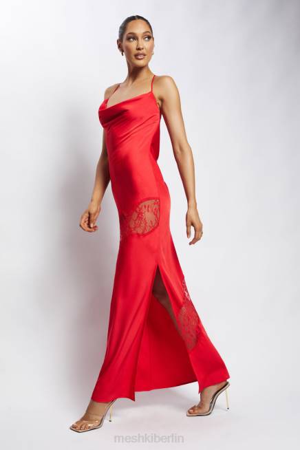 Kleidung Meshki Chandra Maxikleid aus Satin mit Spitzendetail Rot 2F8B283
