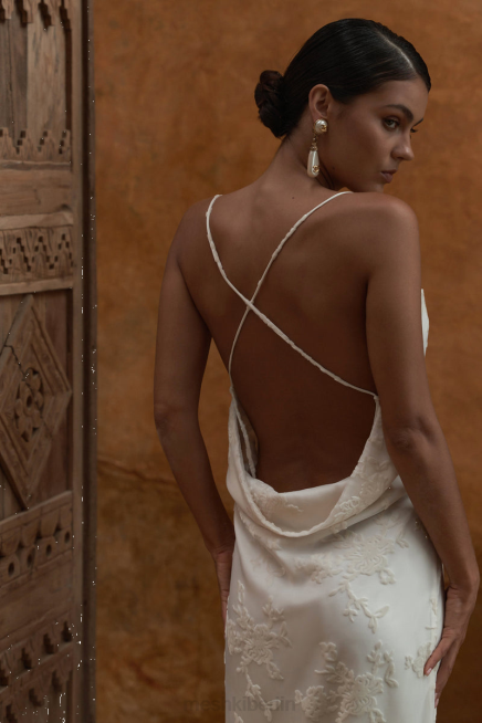 Kleidung Meshki Erika Maxikleid aus Burnout-Samt Weiß 2F8B180