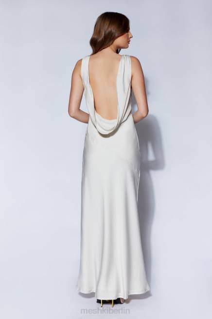 Kleidung Meshki Nadia Maxi-Satinkleid mit Wasserfallausschnitt hinten Silber 2F8B66