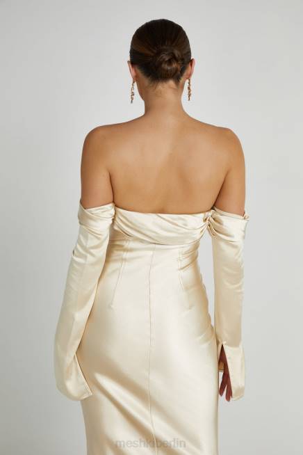 Kleidung Meshki Schulterfreies Maxikleid mit Wasserfallausschnitt von Giselle Gold 2F8B120