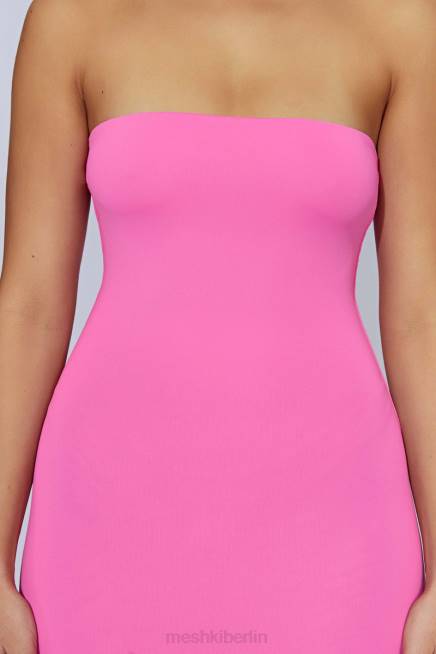 Kleidung Meshki Cassidy trägerloses Midikleid Kaugummirosa 2F8B518