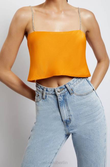 Kleidung Meshki Dayana gerade geschnittenes Crop-Top Mandarin 2F8B1175
