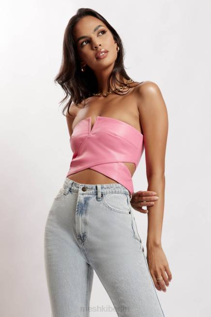 Kleidung Meshki Perrie Kunstleder-Crop-Top mit Cut-Outs Rosa 2F8B1171