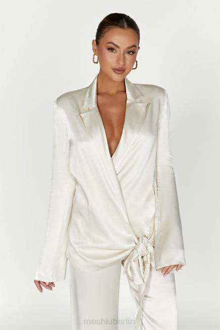 Kleidung Meshki Blazerjacke aus Aspyn-Satin Elfenbein 2F8B1653