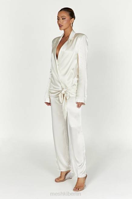 Kleidung Meshki Blazerjacke aus Aspyn-Satin Elfenbein 2F8B1653