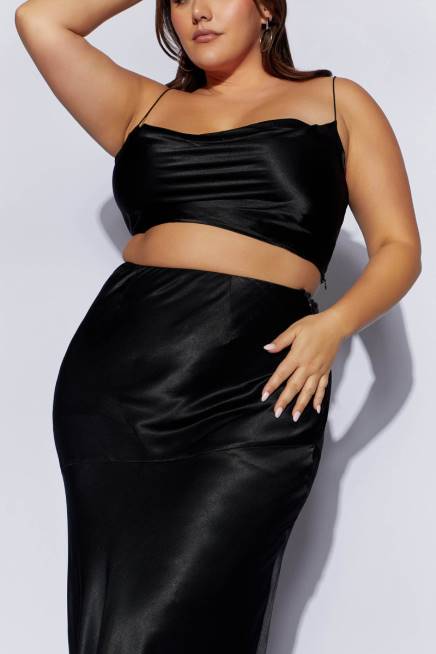 Kleidung Meshki Mohnblumen-Satin-Top mit Wasserfallausschnitt Schwarz 2F8B1026