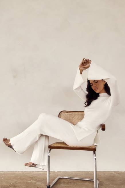 Kleidung Meshki Jovie übergroßer Strickpullover cremefarben 2F8B852